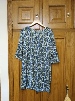 Vestido estampado azul y amarillo