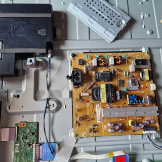 TV LG 42LB5700 para reparar o piezas
