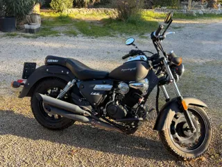 Keeway Superlight 125 Edición Limitada