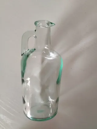 Jarrita de cristal con asa