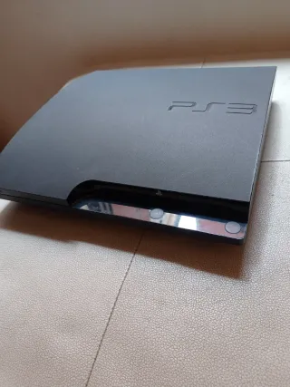 PlayStation 3 Slim Negra