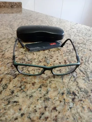 Gafas graduadas Ray-Ban negras y grises