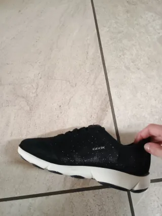 Scarpe donna Geox nere