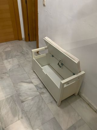 Banco de almacenaje con cojín