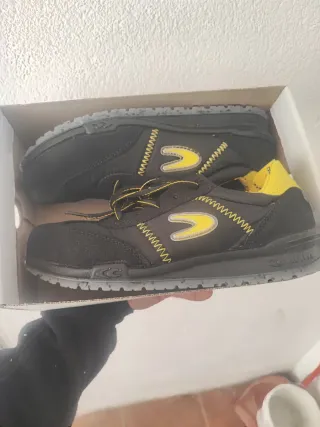 Zapatos de seguridad COFRA punta aluminio Talla 42