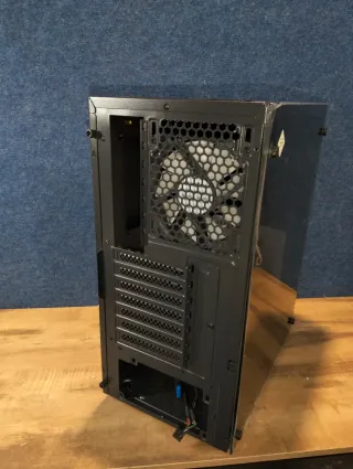 Caja Gaming Aerocool Sentinel ATX RGB Cristal