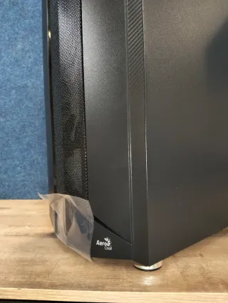 Caja Gaming Aerocool Sentinel ATX RGB Cristal