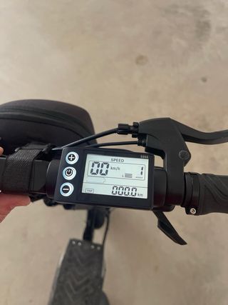 Patinete eléctrico iScooter negro