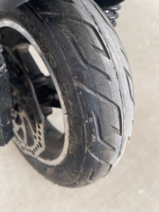 Patinete eléctrico iScooter negro