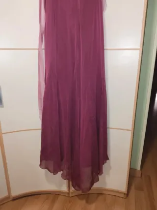 Vestido morado de fiesta
