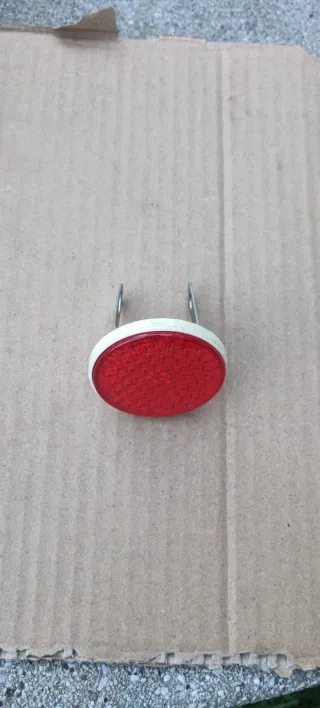 Reflector rojo bicicleta