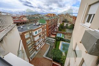 Ático en venta en Castillejos en Madrid