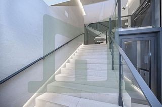 Ático en venta en Castillejos en Madrid