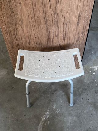 Silla de ducha ajustable