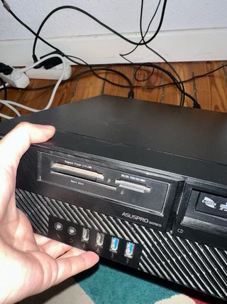 Ordenador de mesa completo ASUS PRO SERIES negro