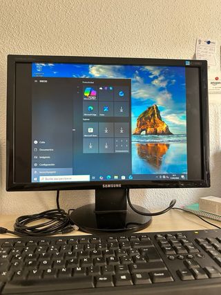 Ordenador de mesa completo ASUS PRO SERIES negro