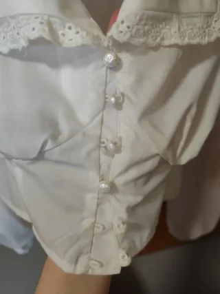 Camisa blanca manga abullonada