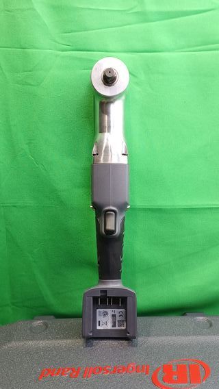 Llave de impacto 1/2" inalámbrica de 20 V en ángul