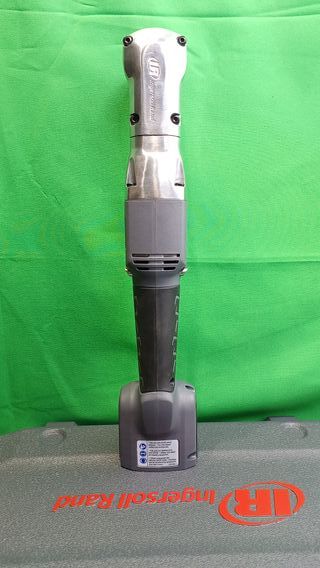 Llave de impacto 1/2" inalámbrica de 20 V en ángul