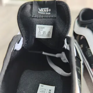Vans Old Skool florales negras Talla 36
