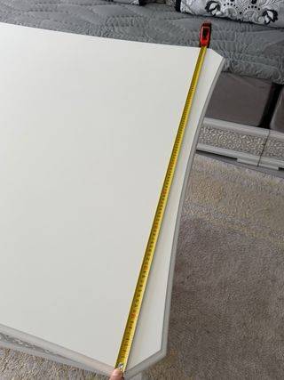 Mesa de centro cuadrada blanca