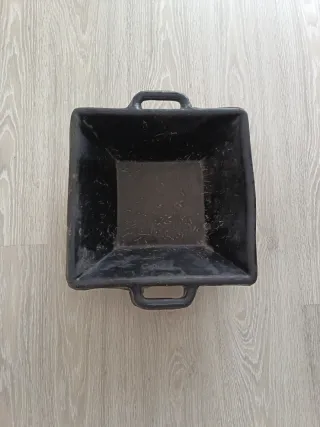 Gaveta de goma con asas