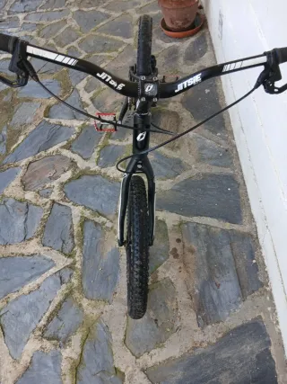 Bicicleta Trial Jitsie Negra