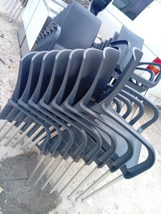 Mesa de terraza  y sillas para bar