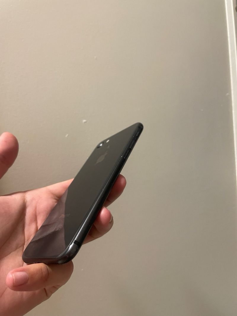 iPhone 8 Space Gray afbeelding 3