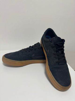 Zapatillas Nike Skater Negras Goma Marrón