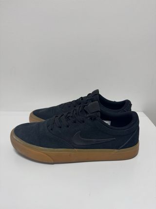 Zapatillas Nike Skater Negras Goma Marrón