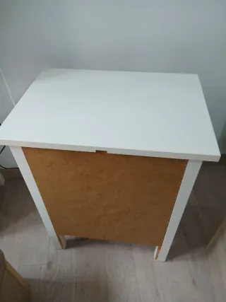 Cómodas/Mesitas de Noche Blancas (2 unidades)