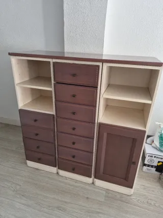 Cómoda de madera