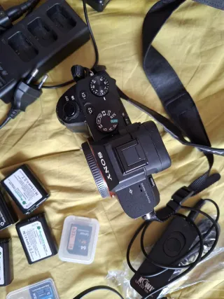 Sony a7 II Cámara Digital + Accesorios