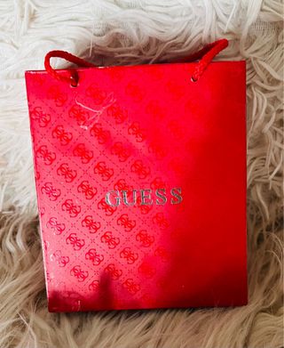 Reloj Guess Acero y Strass.