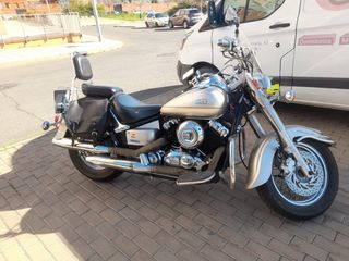 Yamaha Drag Star 650 Custom