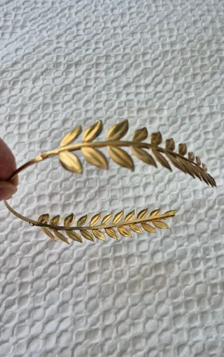 Coronas tiara griegas doradas hojas laurel