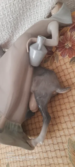 Figura Lladro Original Niña con Cabra. Perfecta