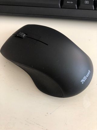 Teclado y ratón inalámbrico Trust Ziva