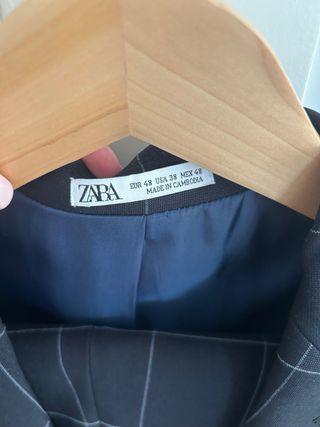Traje Zara Raya Azul Oscuro