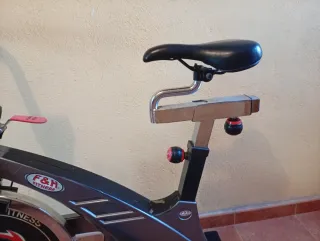 Bicicleta Estática F&H Fitness