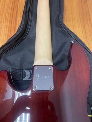 Bajo Marcus Miller escala corta.