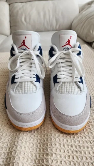 Jordan 4 SB Navy (US 12.5 - Eu 47)
