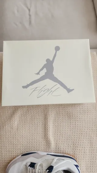 Jordan 4 SB Navy (US 12.5 - Eu 47)