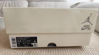 Jordan 4 SB Navy (US 12.5 - Eu 47)