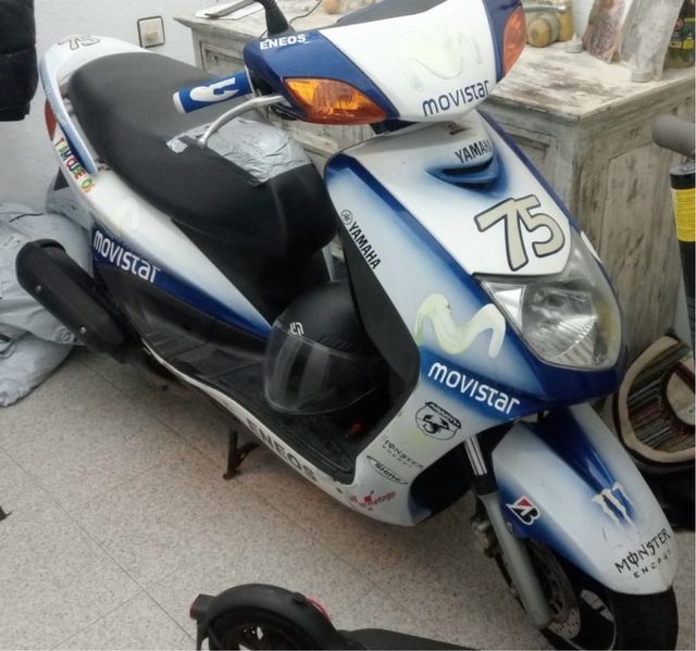 Yamaha Cygnus Movistar