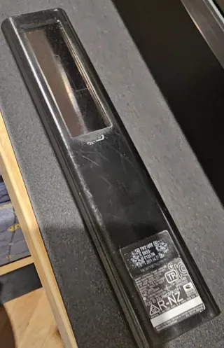 Samsung smart monitor 43 pulgares S43AM704UU