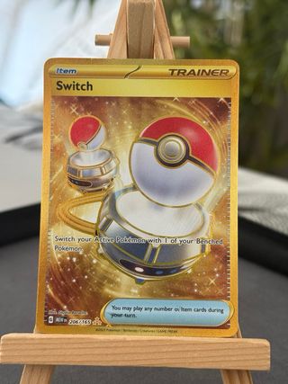 Carta Pokémon Switch 151 Trainer Dorada