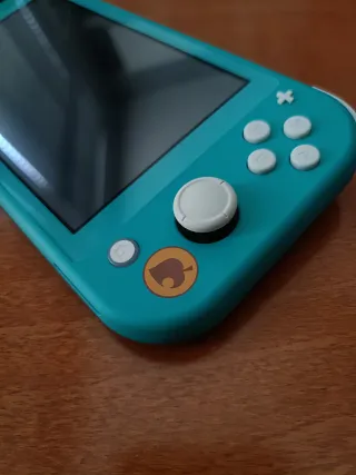 Nintendo Switch Lite + ACNH