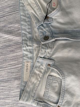 Pantalones Zara blancos nuevos con etiqueta